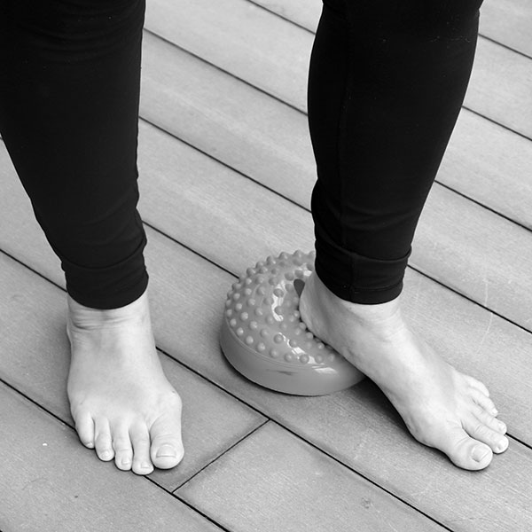 foot-rocker-heel-therapy